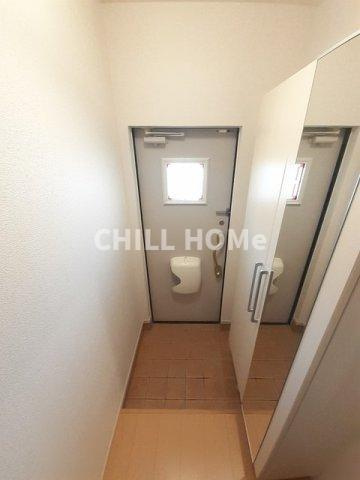 ジベルニーⅠの玄関|当社、チルホームのHPもご覧ください(^^)/物件情報多数♪