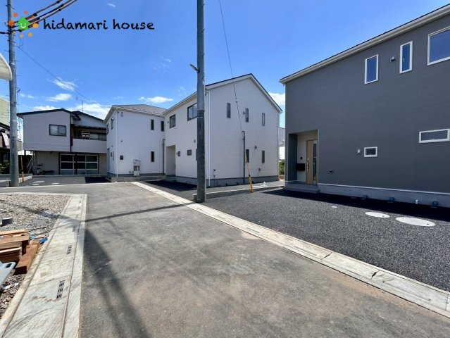 上尾市領家第2　新築戸建　クレイドル04の前面道路含む現地写真