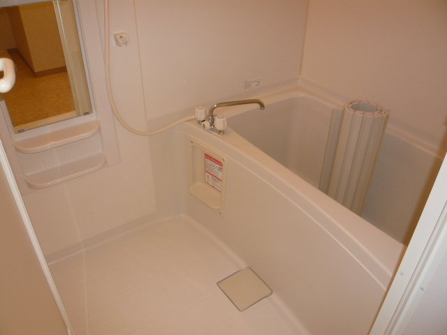 エスポワールⅢの浴室