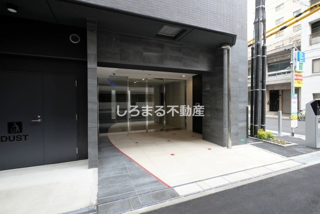 セレニテ難波ミラク壱番館のエントランス