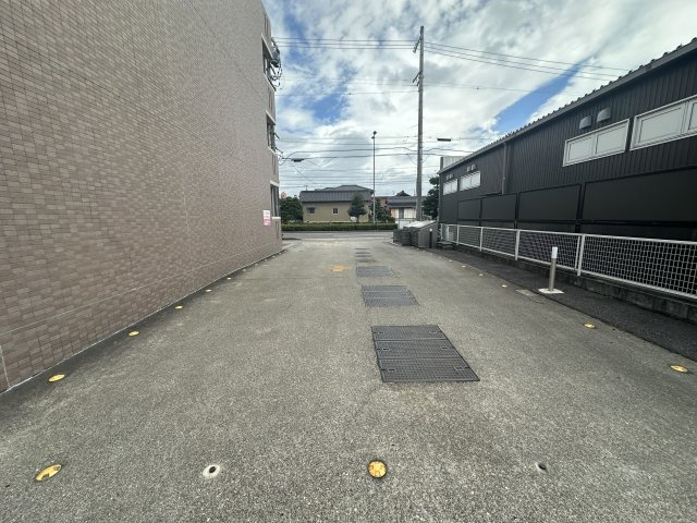 浄水STマンションの駐車場