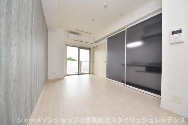 Studie　KOKURA　NORTHの居間・リビング