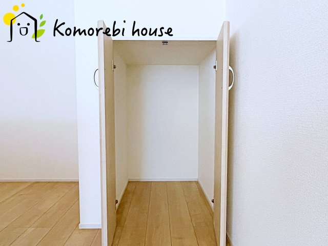 さいたま市北区大成町４丁目　新築一戸建て　ブルーミングガーデン　01の収納|収納豊富です