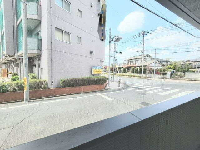 Ｐｉｎ　Ｔｏｕｊｏｕｒｓ（パン・トゥジュール）の駐車場