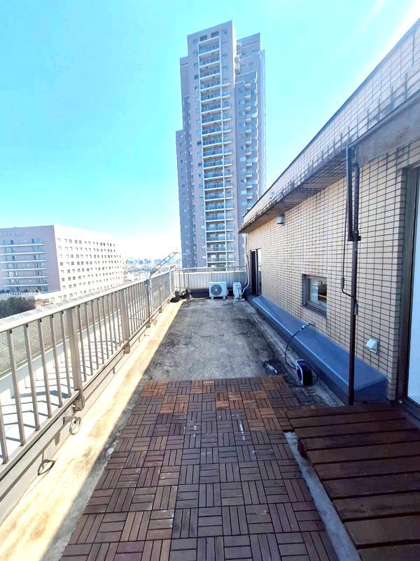 アトラス杉並方南町のバルコニー