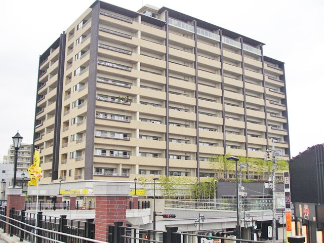 ハイムグランデ東松山店舗事務所の外観