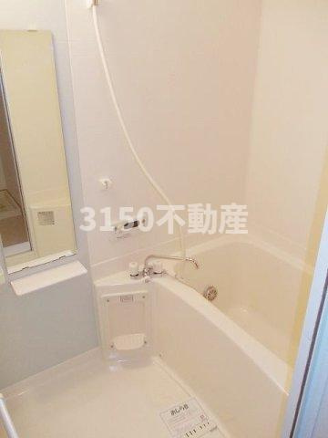 リーフィ弐番館Ｂの浴室
