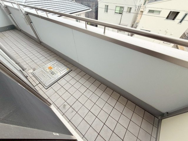 エフティー西宮北口A棟のバルコニー