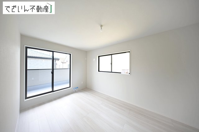 【洋室】 | LIGARE久喜市鷲宮 8期　新築住宅 | 現地(2026年4月撮影)