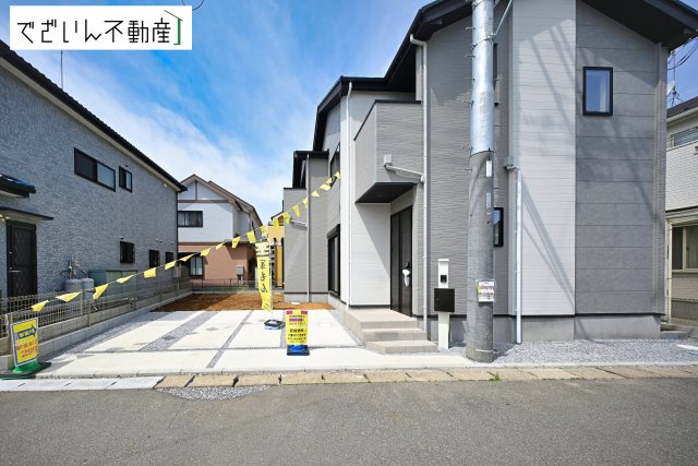 【外観】 | LIGARE久喜市鷲宮 8期　新築住宅 | 安心して暮らせる利便性と、子どもを安心して育てられる穏やかな住環境が魅力です。
現地(2026年4月撮影)