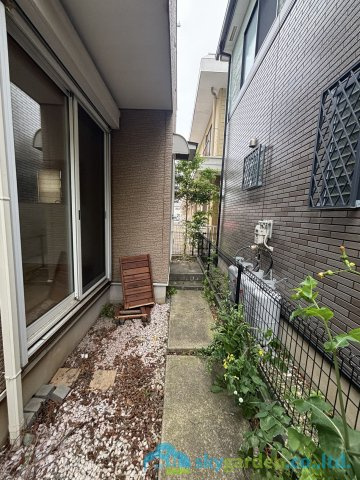平塚市長持　中古戸建の庭