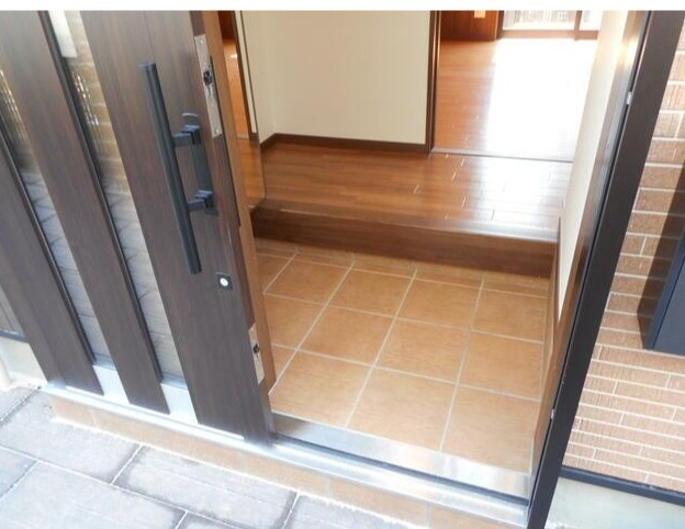 Ｙ5テラスハウスＡ棟の玄関
