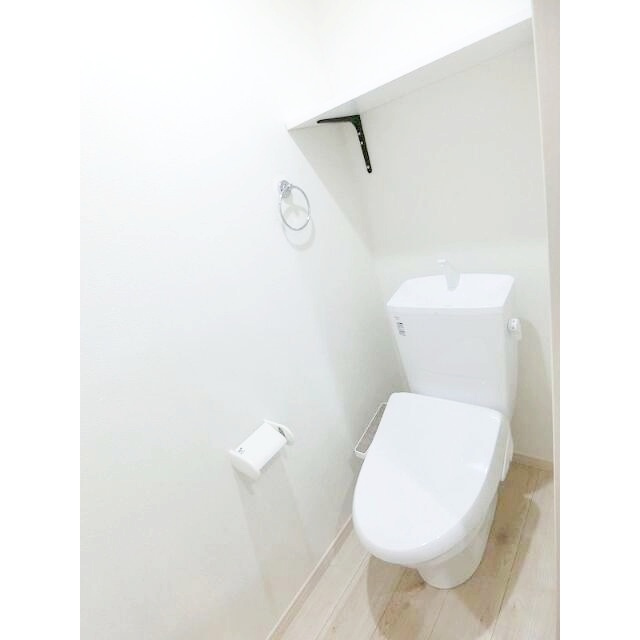 鎌倉市材木座３丁目のアパートのトイレ