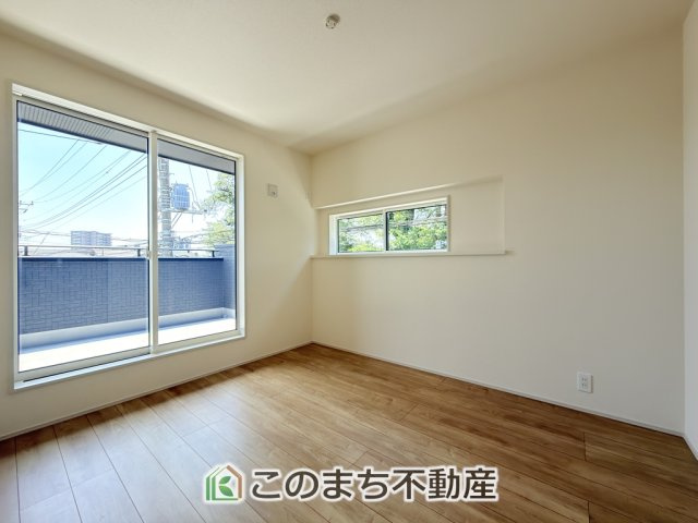 ブルーミングガーデン宇都宮市泉が丘7丁目の洋室