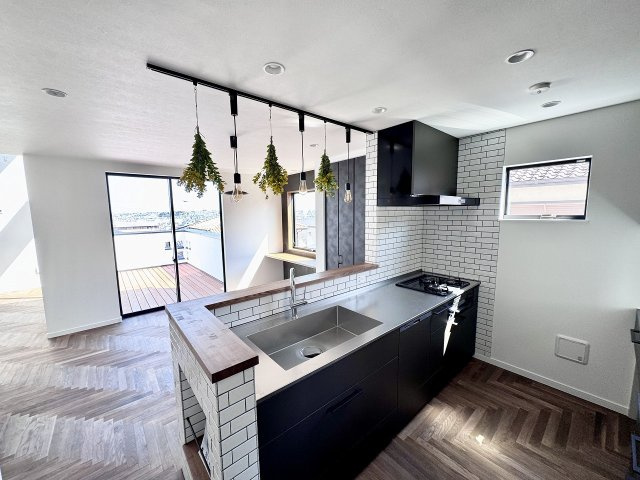 新築分譲住宅 NewStyleみたけ台２のキッチン