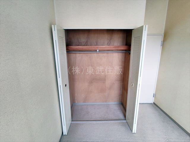 【収納】 | 朝日センチュリーみずほ台B棟 | 南東側5.3帖洋室の収納です