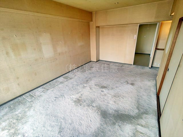 【居間・リビング】 | 朝日センチュリーみずほ台B棟 | 日当たりの良いリビングダイニングです