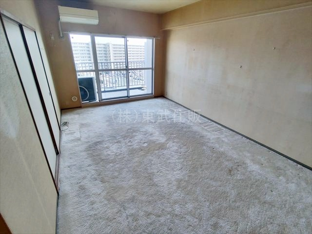 【居間・リビング】 | 朝日センチュリーみずほ台B棟 | ご家族が集まるリビングは15.3帖の広さです