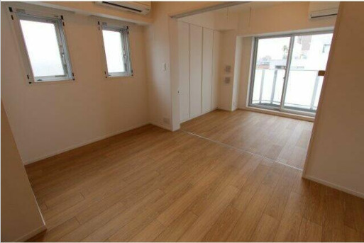 プラウドフラット代々木八幡の居間・リビング