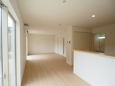 【居間・リビング】 | Cradle garden　二本松市郭内第５　５号棟 | ★内覧予約でブランド米2kg★