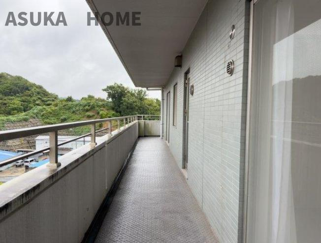 リステージ本郷台プリズムガーデンのバルコニー|太陽の光で干せるのが嬉しいですね。家庭菜園などいろいろ楽しめますね。