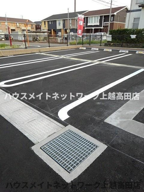 アベニールⅠの駐車場|駐車場