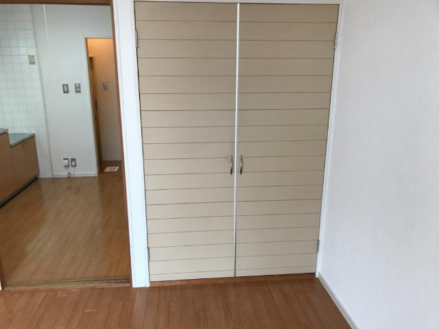 タウニー緑ケ丘の収納|収納２