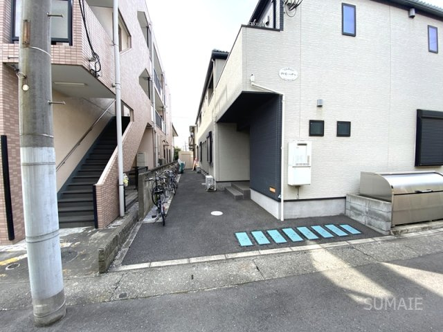 M・Oハイツのエントランス|建物入口☆彡