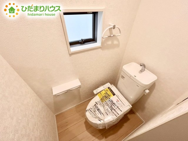 上尾市領家第2　新築戸建　クレイドル08のトイレ