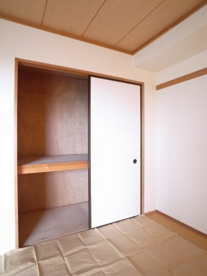 【収納】 | フィールドハウス青葉伍番館 | お客様用のお布団も収納できます。