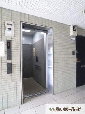 【その他共用部分】 | フィールドハウス青葉伍番館 | エレベーターでお荷物が多くても楽チン。