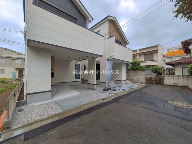 練馬区富士見台2丁目　ZEH水準　省エネ快適邸宅　限定2棟の前面道路含む現地写真