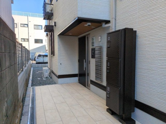トリシア上甲子園のエントランス