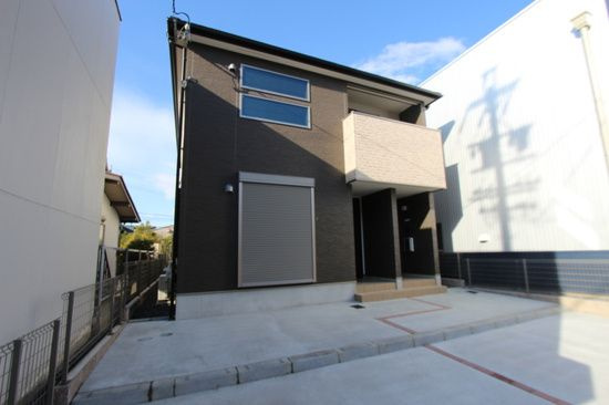 ディアコートＫⅥＳの駐車場|車をお持ちの方に嬉しい駐車場付きの物件です