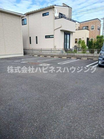 ラ・カーサ・ボニータの玄関|収納もある玄関です