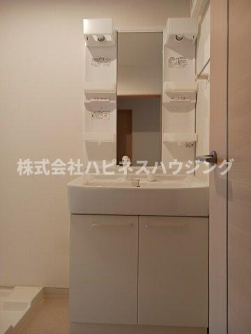 ラ・カーサ・ボニータの洗面所|スペースが確保できる洗面所です