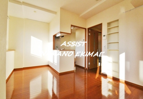 プレジールSの居間・リビング