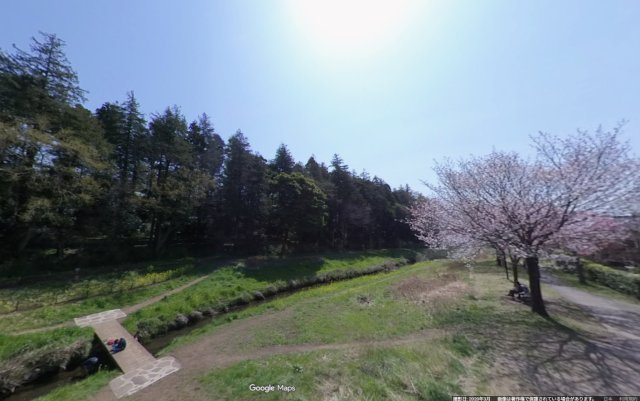 ナイスアーバンステイツ三ツ境の庭|近所に東山ふれあい樹林があり 和泉川沿いに広がる散策路（アジサイロード）は名所です