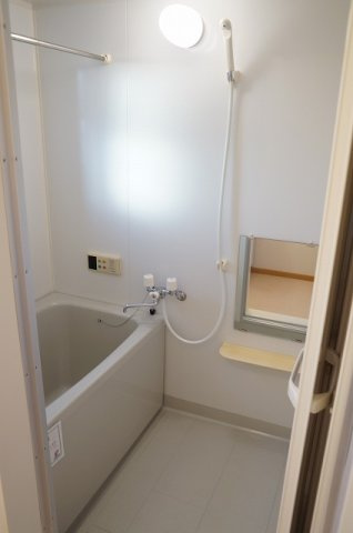 ラフレシールⅠの浴室|日々の暮らしに欠かせないお風呂です