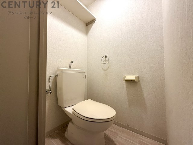 シンプルで掃除のしやすいトイレです！