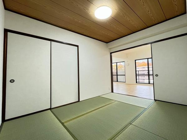日進市栄４丁目の中古マンションの和室|和室別角度