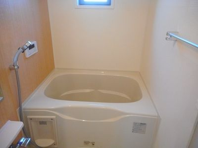 ビオーラ築盛Ⅱの浴室|ゆったり過ごせるお風呂です