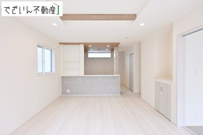 【居間・リビング】 | blooming garden深谷市上柴町西1丁目　新築住宅 | ≪2号棟≫
現地(2026年6月撮影)
