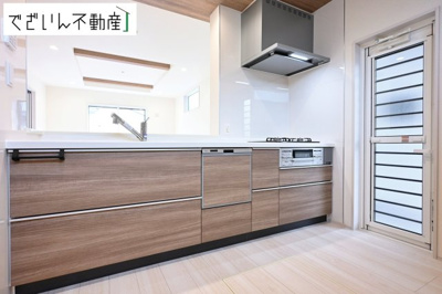 【キッチン】 | blooming garden深谷市上柴町西1丁目　新築住宅 | ≪2号棟≫
現地(2026年6月撮影)