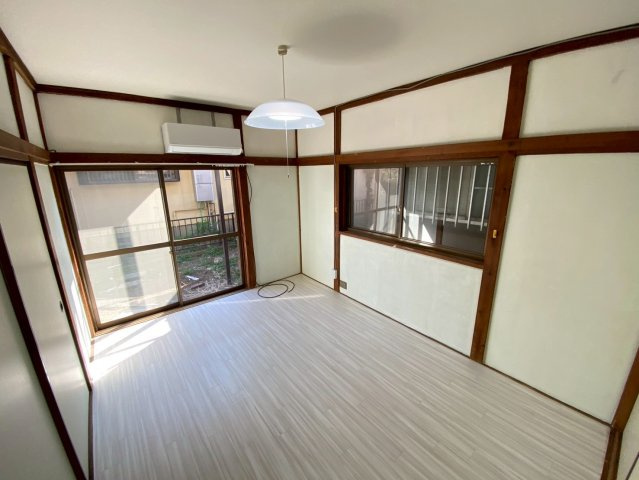 【寝室】