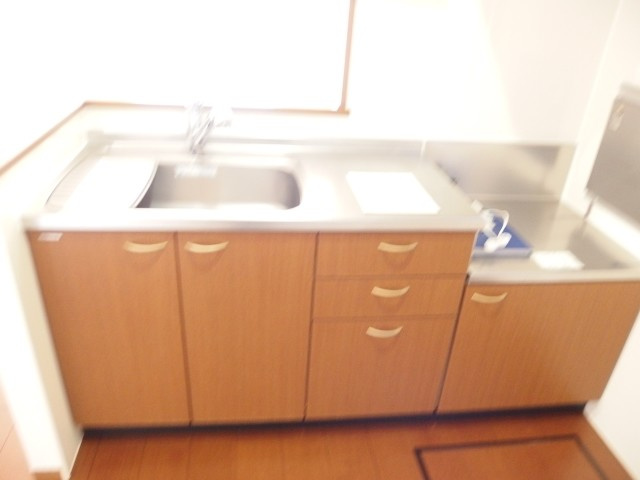 岡崎市法性寺町字色子のアパートのキッチン