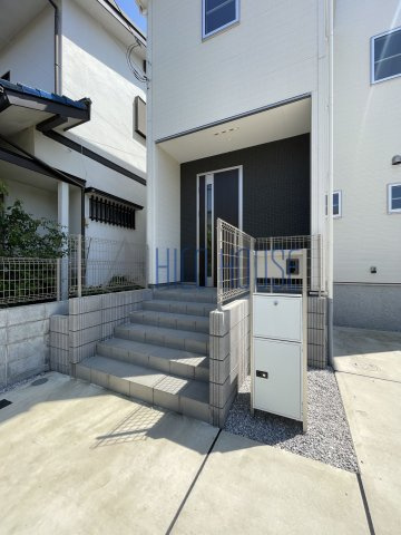 Sumai-to川越市かすみ野02のエントランス