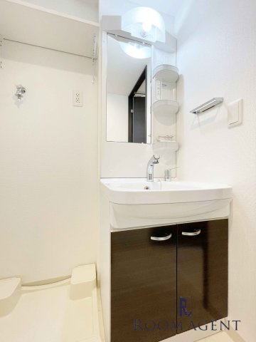 エステムコート名古屋黒川シャルマンの洗面所