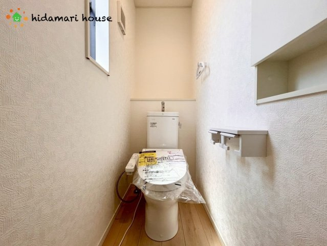 上尾市領家第2　新築戸建　クレイドル12のトイレ