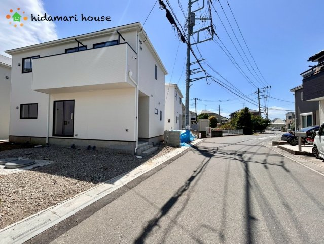 上尾市領家第2　新築戸建　クレイドル12の前面道路含む現地写真